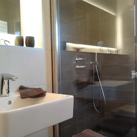 Couette-café A L'inattendue 3*